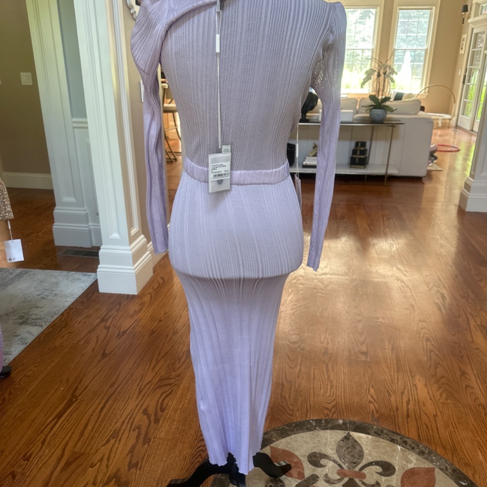 Dress - Picture 2 of 4